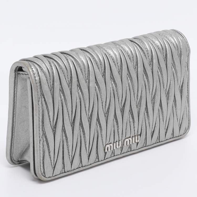 Pre Owned Miu Miu Silver Matelasse Leather Wallet on Chain