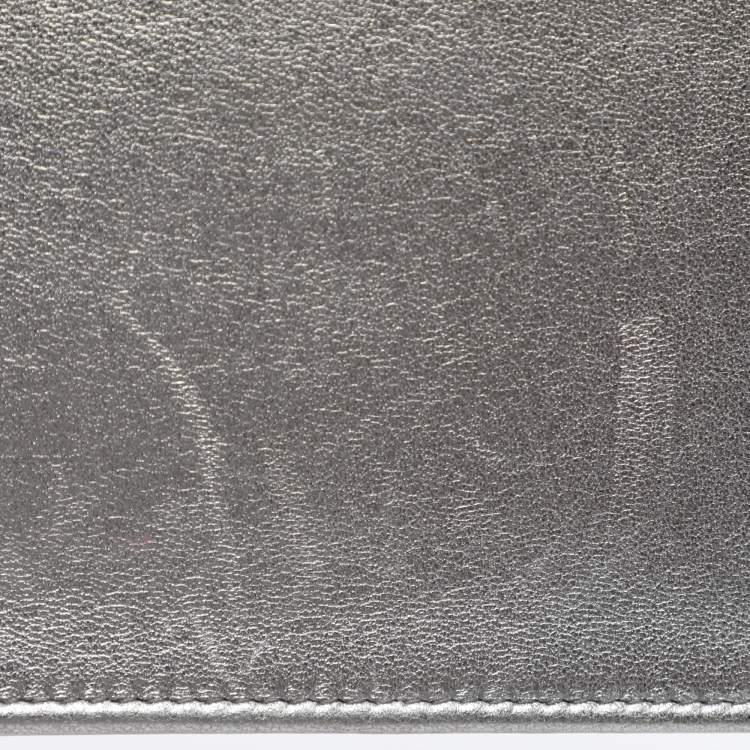 Pre Owned Miu Miu Silver Matelasse Leather Wallet on Chain