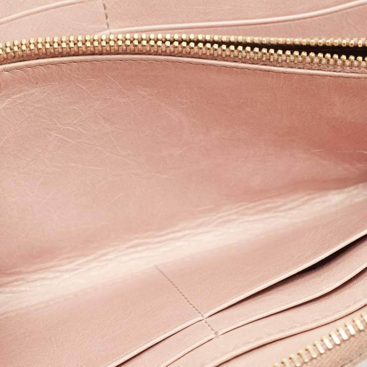 Pre Owned Miu Miu Beige Quilted Leather Zip Continental Wallet