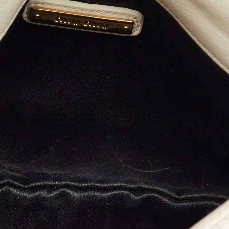 Pre Owned Miu Miu White Matelassé Leather Logo Flap Crossbody Bag