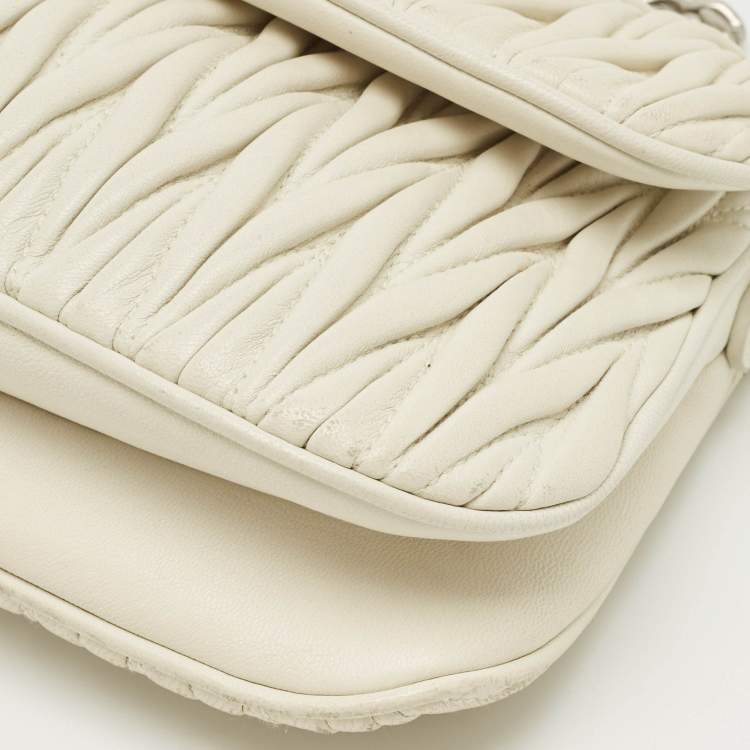 Pre Owned Miu Miu White Matelassé Leather Logo Flap Crossbody Bag