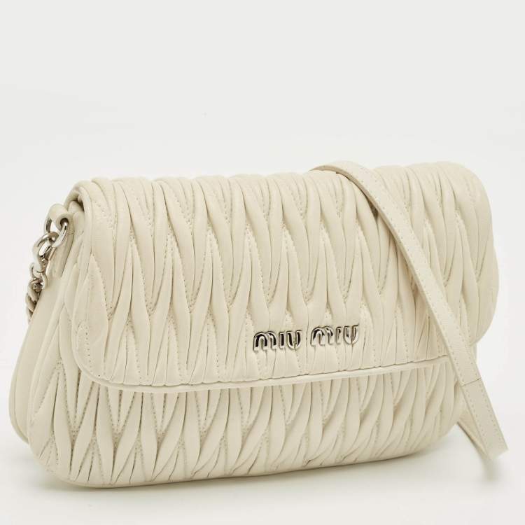 Pre Owned Miu Miu White Matelassé Leather Logo Flap Crossbody Bag
