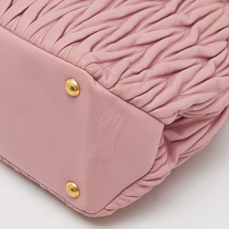 Pre Owned Miu Miu Rose Pink Matelassé Leather Bucket Bag