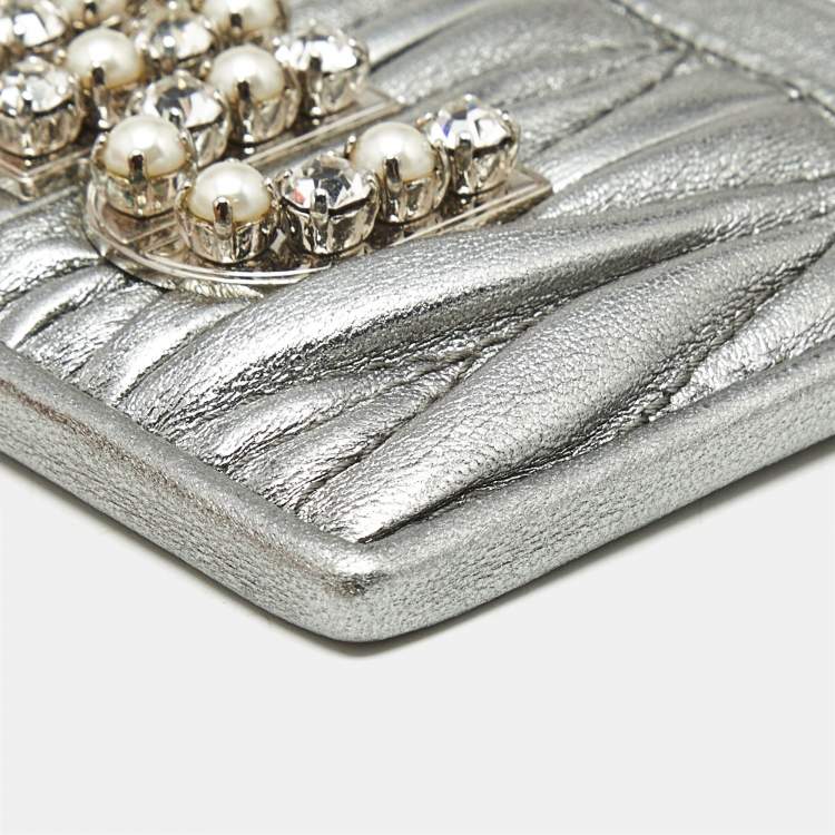 Pre Owned Miu Miu Silver Matelassé Leather Logo Embellished Card Holder