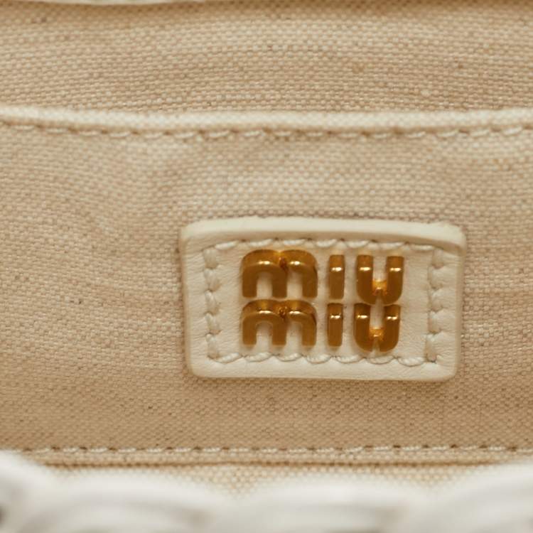 Pre Owned Miu Miu Wander White Wicker Bag
