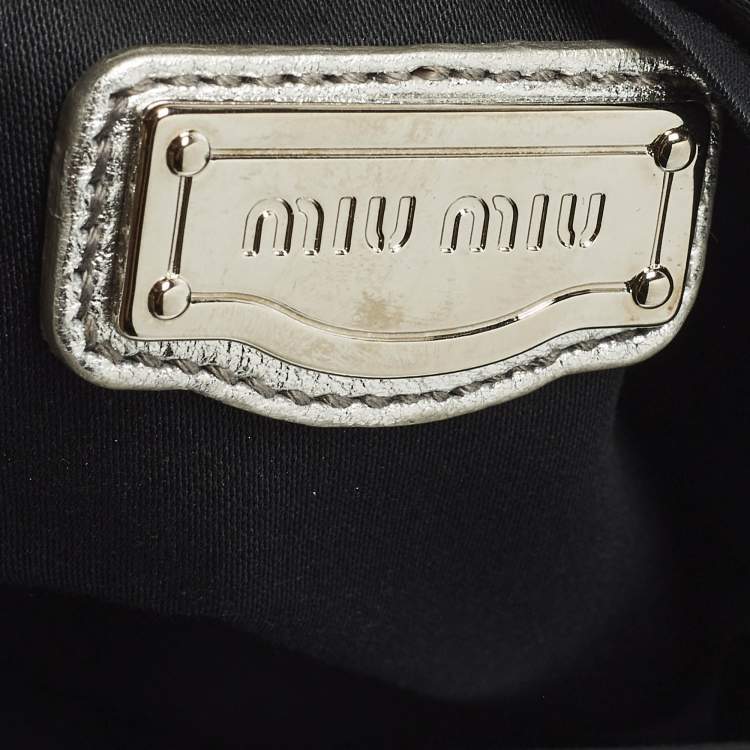 Pre Owned Miu Miu Coffer Silver Matelassé Leather Hobo