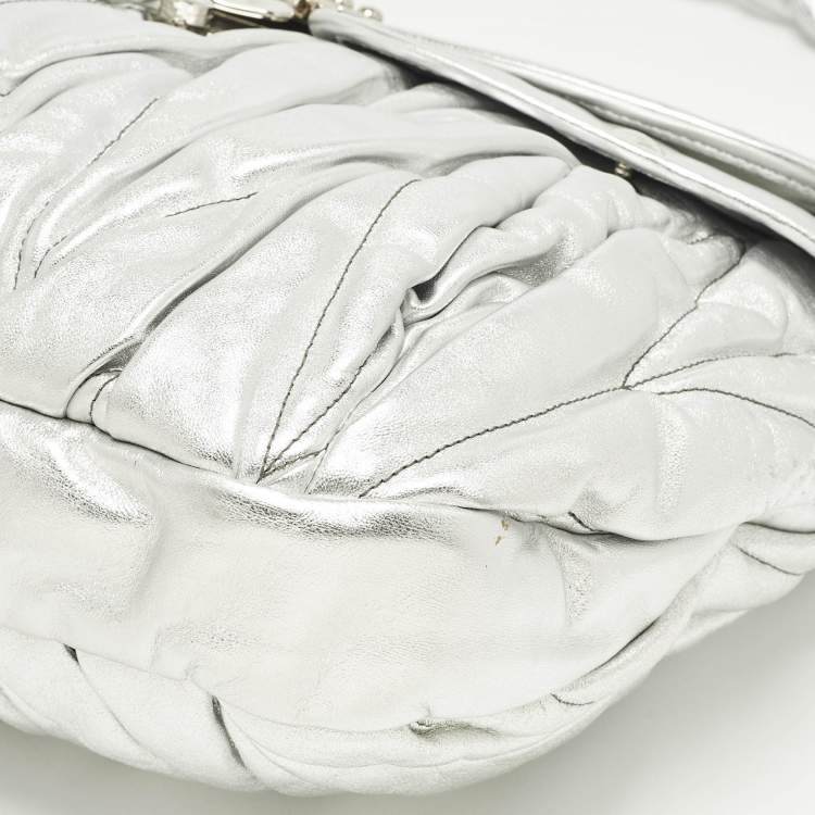 Pre Owned Miu Miu Coffer Silver Matelassé Leather Hobo