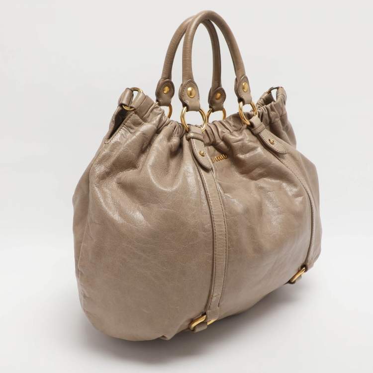 Pre Owned Miu Miu Gathered Beige Vitello Shine Leather Hobo