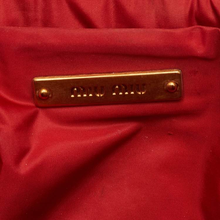 Pre Owned Miu Miu Black Matelasse Patent Leather Clutch