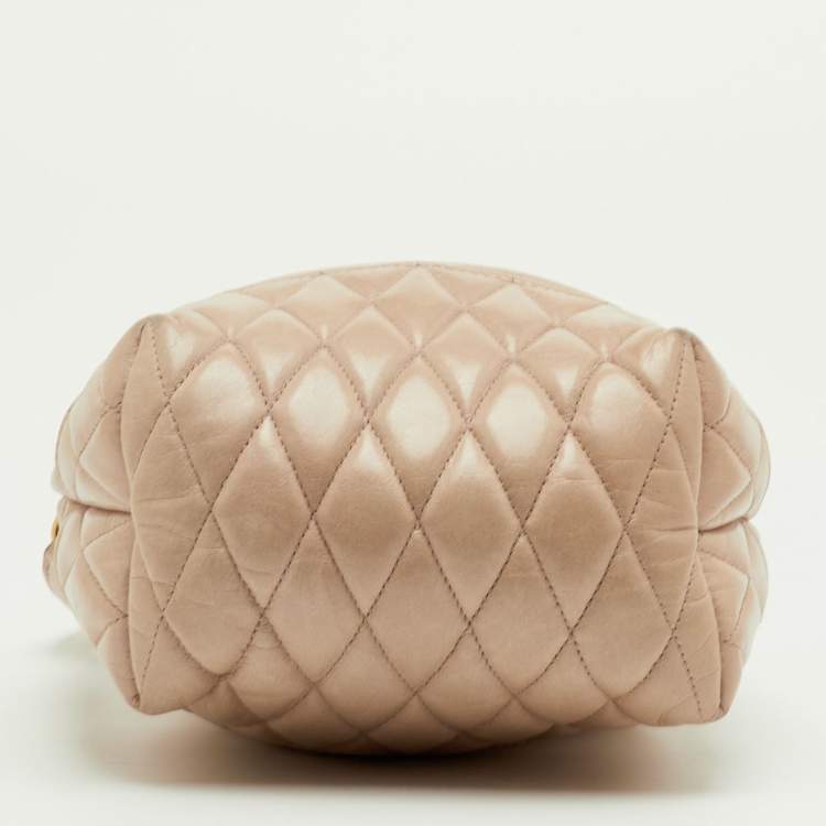 مملوكة مسبقًا Miu Miu Beige Vitello Shine Leather Drawstring Bucket Bag