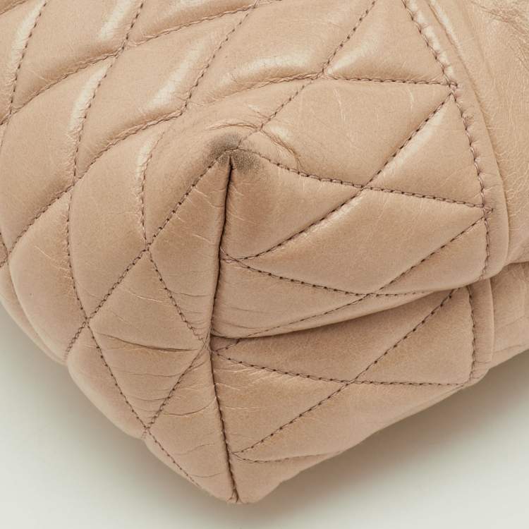 مملوكة مسبقًا Miu Miu Beige Vitello Shine Leather Drawstring Bucket Bag