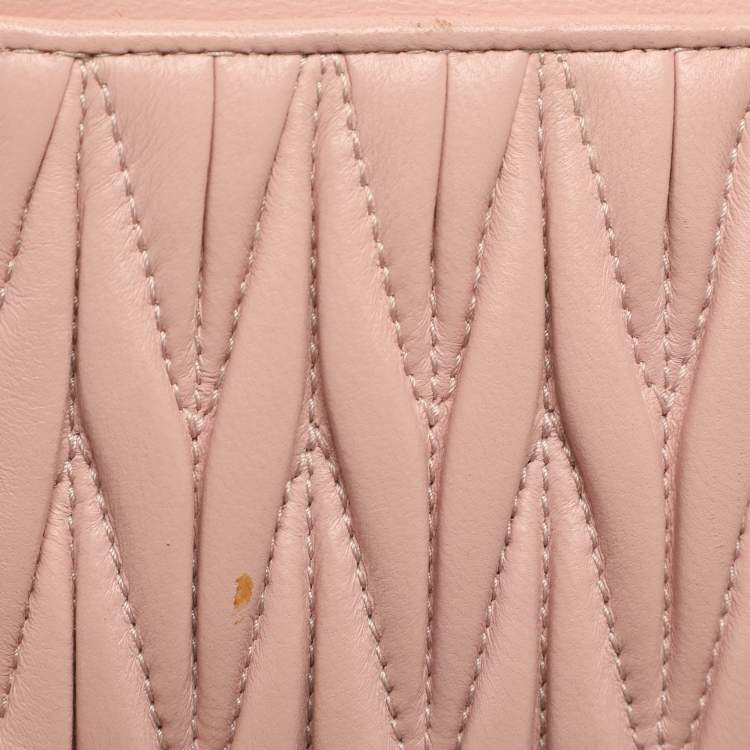 Pre Owned Miu Miu Pink Matelasse' Leather Continental Wallet