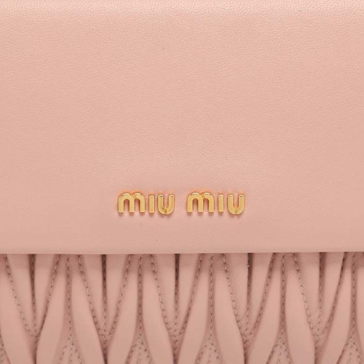 Pre Owned Miu Miu Pink Matelasse' Leather Continental Wallet