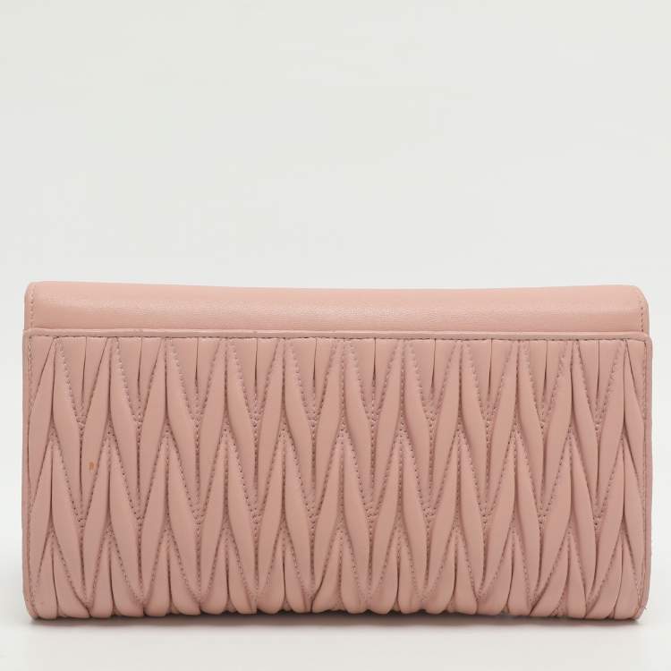 Pre Owned Miu Miu Pink Matelasse' Leather Continental Wallet
