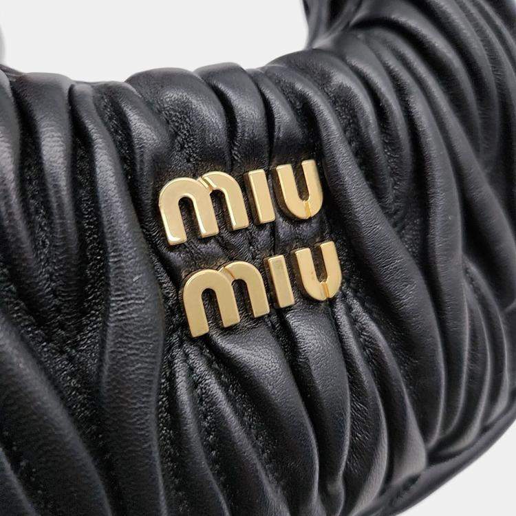 Pre Owned Miu Miu Black Leather Wander Matrasse Mini Hobo Bag