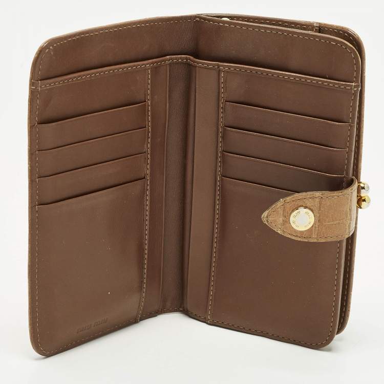 Pre Owned Miu Miu Brown Croc Embossed Leather Compact Wallet