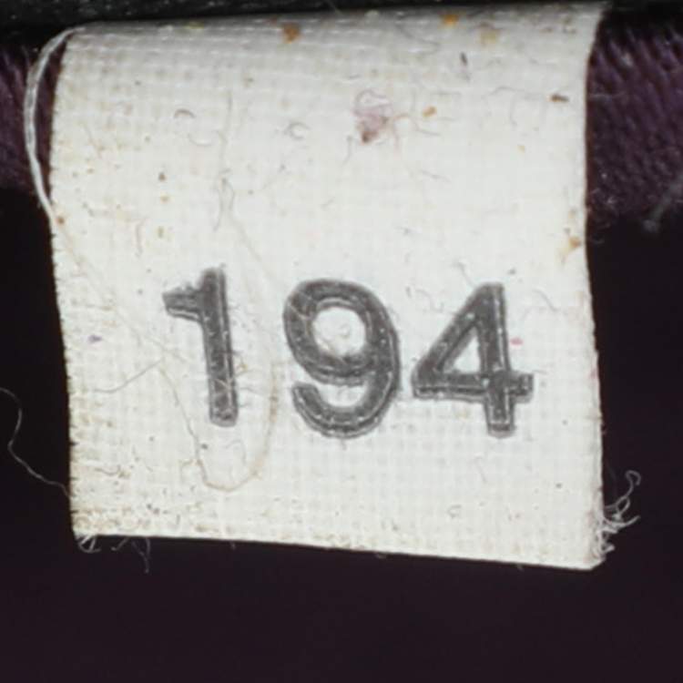 Pre Owned Miu Miu Grey Leather Baguette Bag