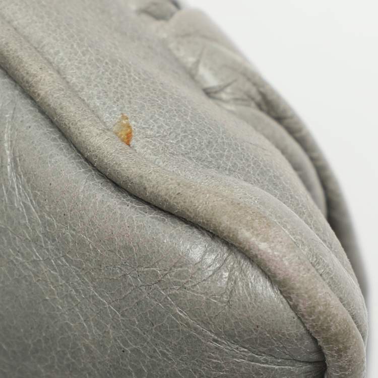 Pre Owned Miu Miu Grey Leather Baguette Bag