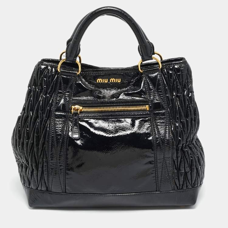 Pre Owned Miu Miu Black Matelassé Patent Leather Tote
