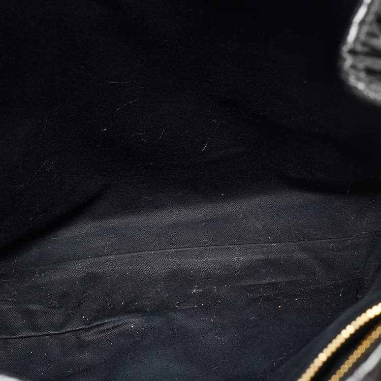 Pre Owned Miu Miu Black Matelassé Patent Leather Tote