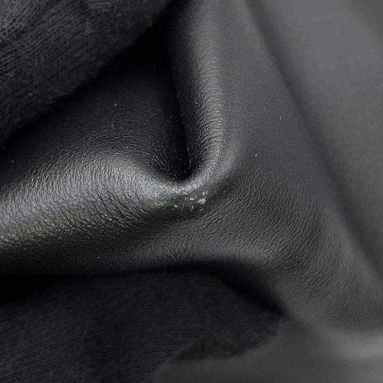 مملوكة مسبقًا Miumiu Hobo Bag Black Soft Leather