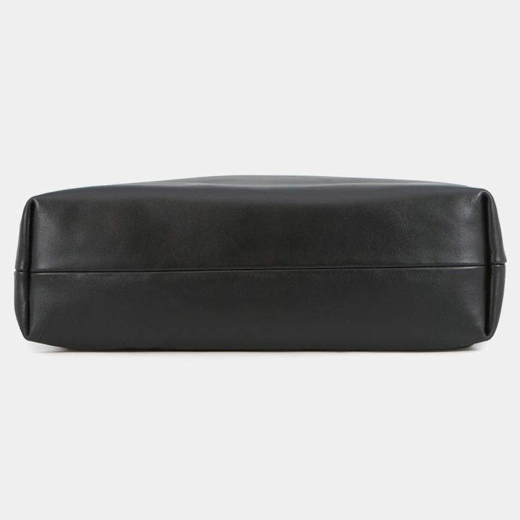 مملوكة مسبقًا Miumiu Hobo Bag Black Soft Leather