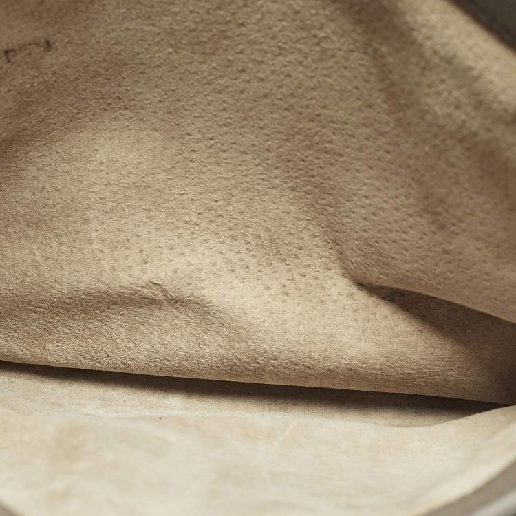 Pre Owned Miu Miu Pushlock Grey Madras Leather Tote