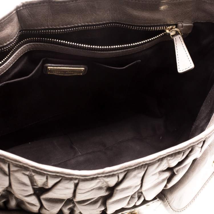 Pre Owned Miu Miu Beige Matelasse Lux Leather Coffer Hobo