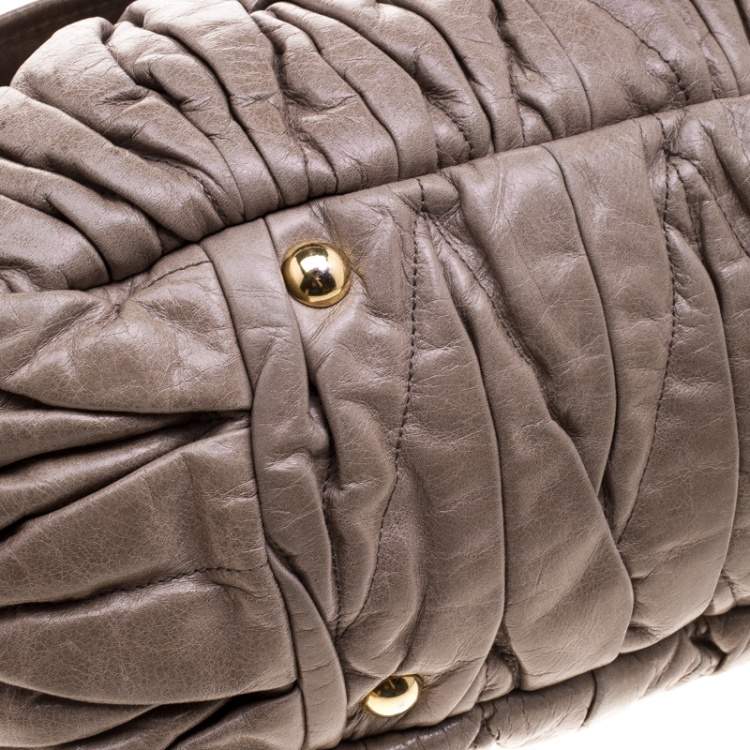 Pre Owned Miu Miu Beige Matelasse Lux Leather Coffer Hobo