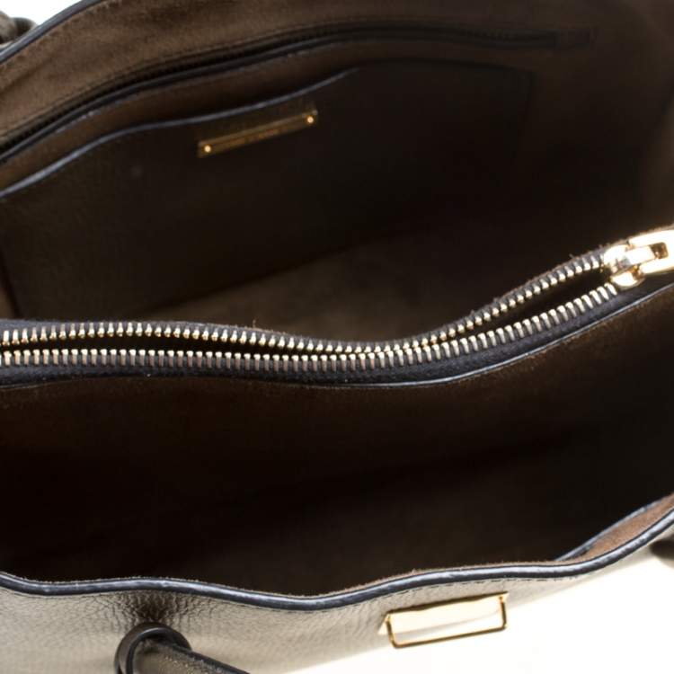 مملوكة مسبقًا Miu Miu Military Green Madras Leather Top Handle Bag
