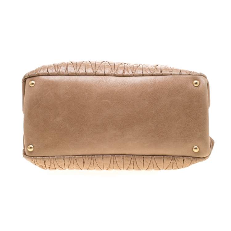 Pre Owned Miu Miu Beige Metalesse Leather Tote