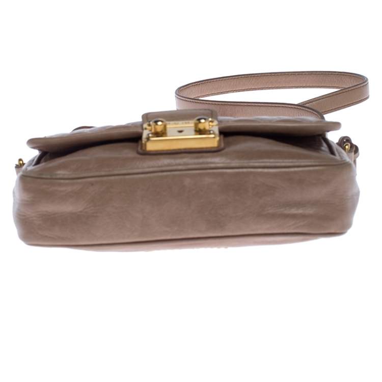 Pre Owned Miu Miu Beige Quilted Leather Push Lock Flap Shoulder Bag