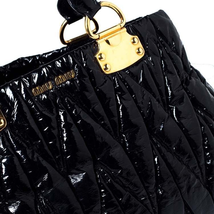 Pre Owned Miu Miu Black Matelassé Patent Leather Tote