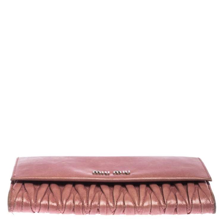 Pre Owned Miu Miu Pink Matelassé Leather French Continental Wallet