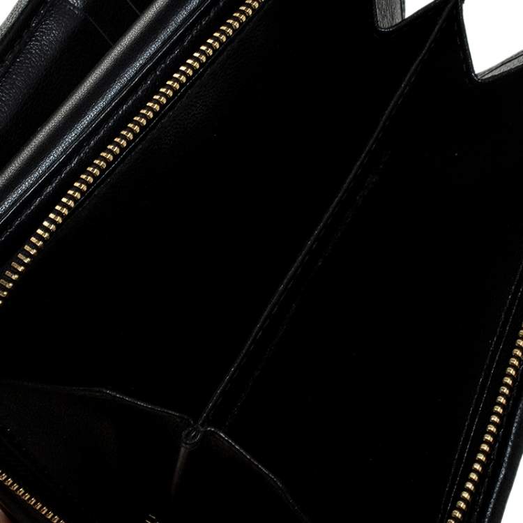 Pre Owned Miu Miu Black Matelasse Flap Compact Wallet 