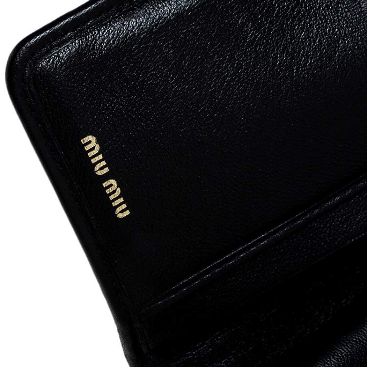 Pre Owned Miu Miu Black Matelasse Flap Compact Wallet 