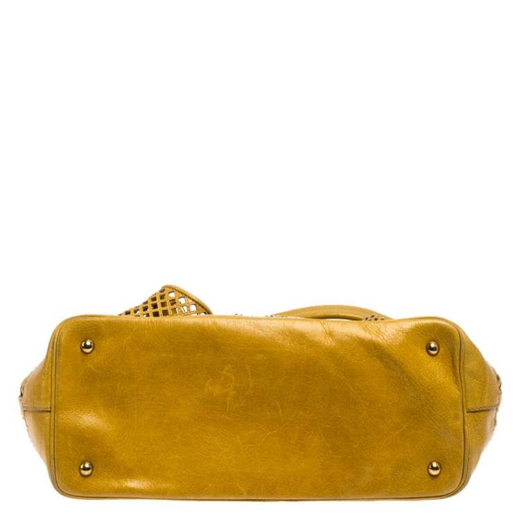 Pre Owned Miu Miu Mustard Cut Out Leather Hobo