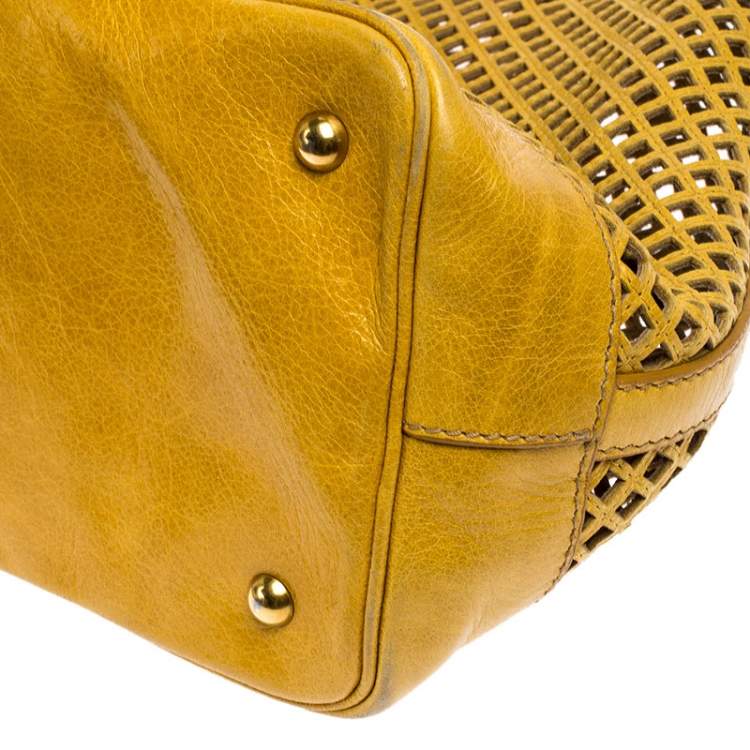 Pre Owned Miu Miu Mustard Cut Out Leather Hobo