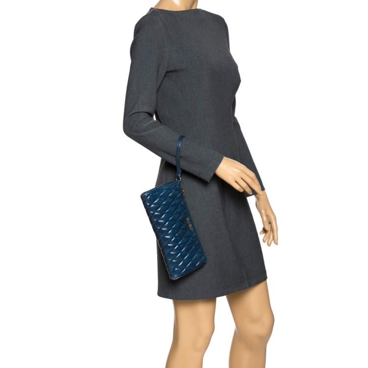 Pre Owned Miu Miu Blue Diamond Quilted Leather Zip Wristlet Clutch