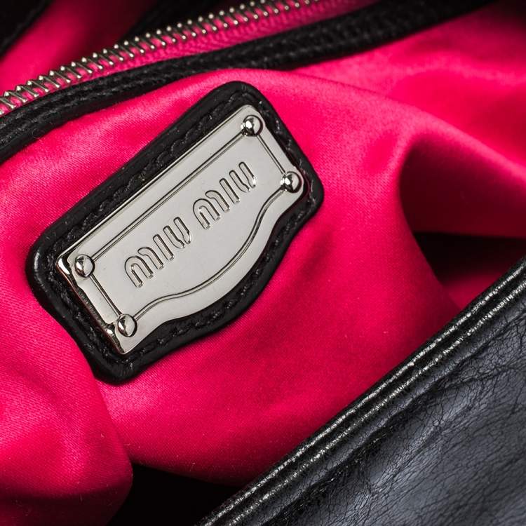 Pre Owned Miu Miu Black Pleated Leather Buckle Hobo