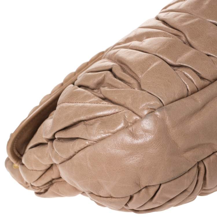 Pre Owned Miu Miu Beige Matelasse Leather Coffer Hobo