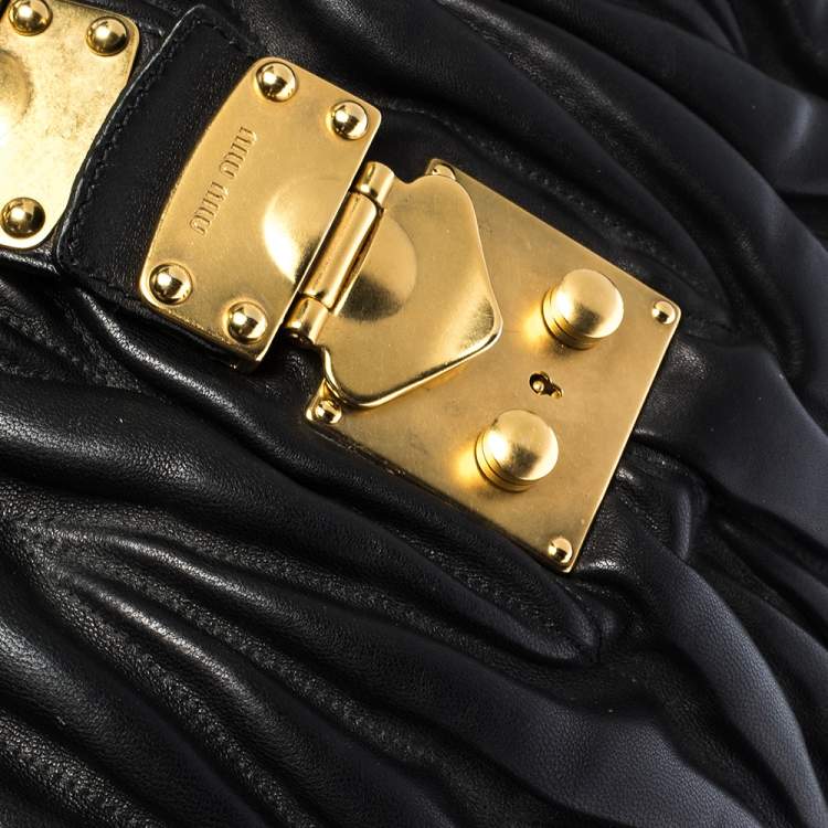 Pre Owned Miu Miu Black Matelasse Leather Hobo