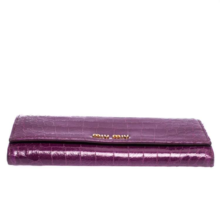 Pre Owned Miu Miu Purple Crocodile Effect Patent Leather Flap Continental Wallet