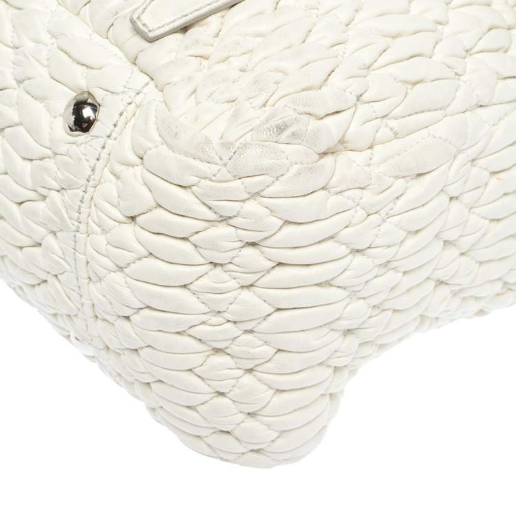 Pre Owned Miu Miu White Matelassé Leather Turn Lock Tote