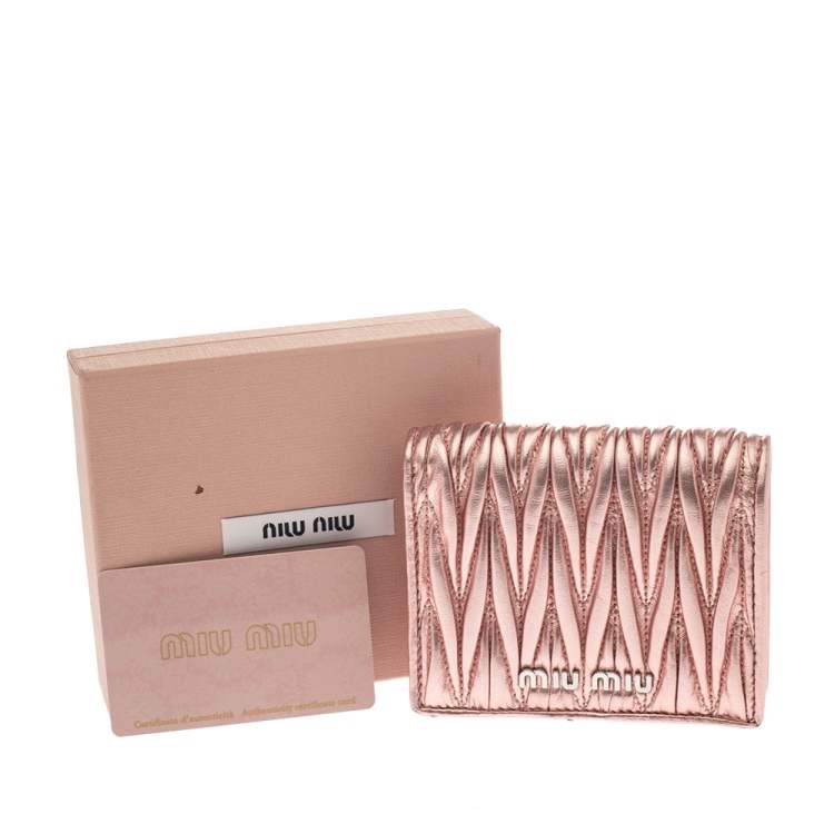 Pre Owned Miu Miu Metallic Peach Matelasse Leather Bifold Compact Wallet