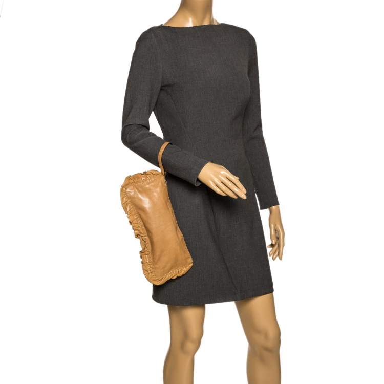 Pre Owned Miu Miu Caramel Brown Leather Ruffle Wristlet Clutch