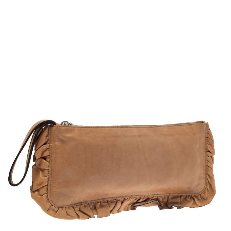 Pre Owned Miu Miu Caramel Brown Leather Ruffle Wristlet Clutch