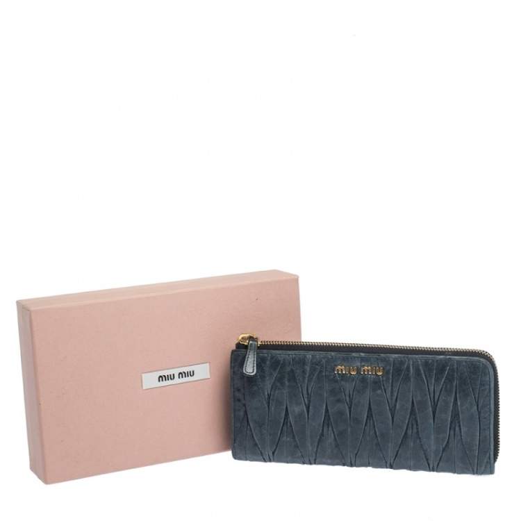 Pre Owned Miu Miu Deep Green Matelassé Leather Continental Zip Wallet