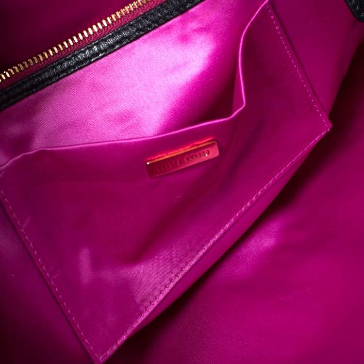 Pre Owned Miu Miu Black Pleated Patent Leather Ring Flap Clutch