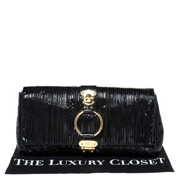 Pre Owned Miu Miu Black Pleated Patent Leather Ring Flap Clutch